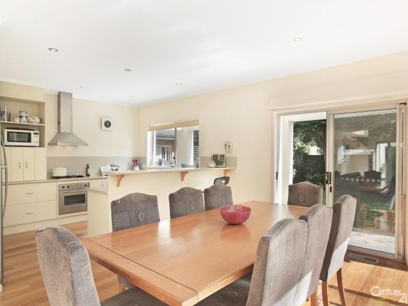 23 Charman Road, Beaumaris VIC 3193