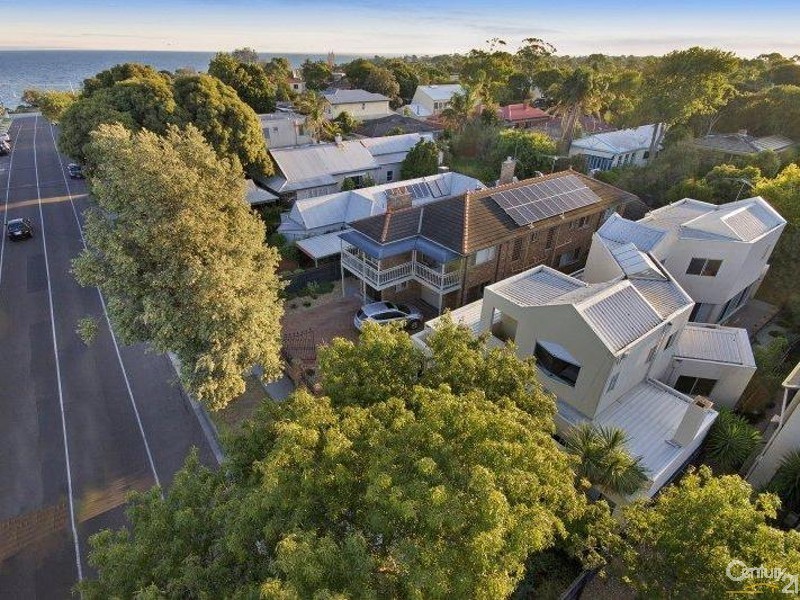 23 Charman Road, Beaumaris VIC 3193