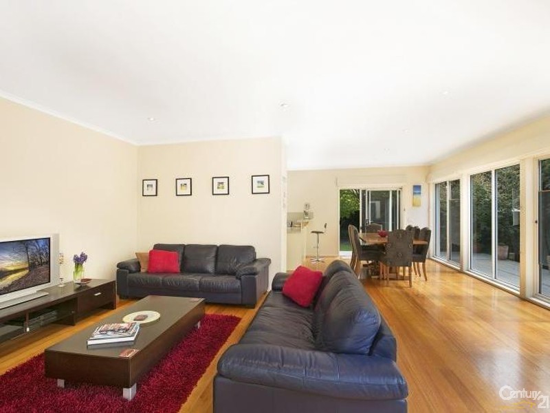 23 Charman Road, Beaumaris VIC 3193