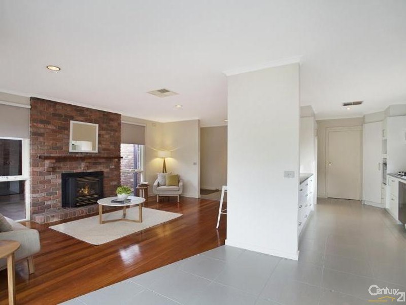 12 Campbell Grove, Dingley Village VIC 3172