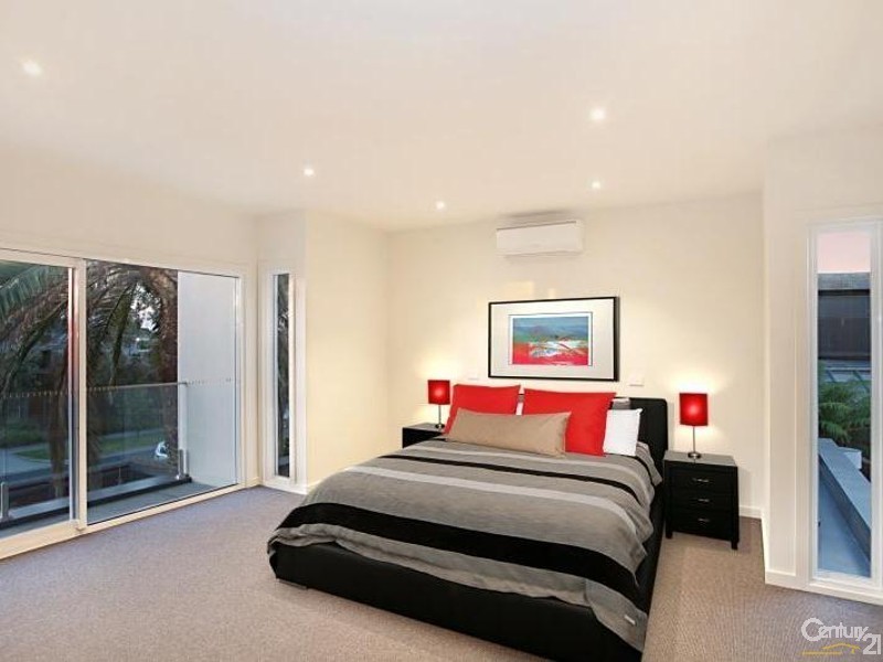 2/15  McGregor Avenue, Black Rock VIC 3193