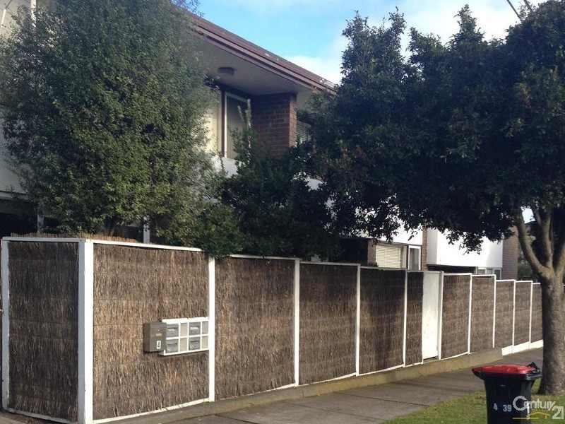 4/39 Venice Street, Mentone VIC 3194