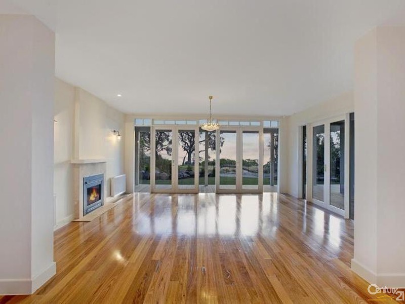 401 Beach Road, Beaumaris VIC 3193