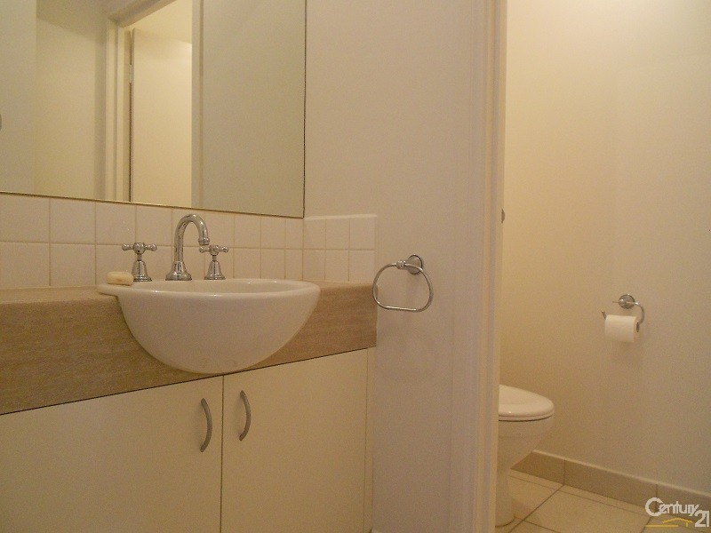 12 Harry Court, Dingley Village VIC 3172