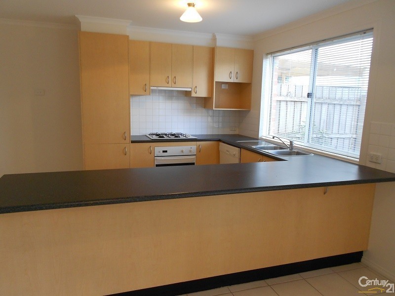 12 Harry Court, Dingley Village VIC 3172