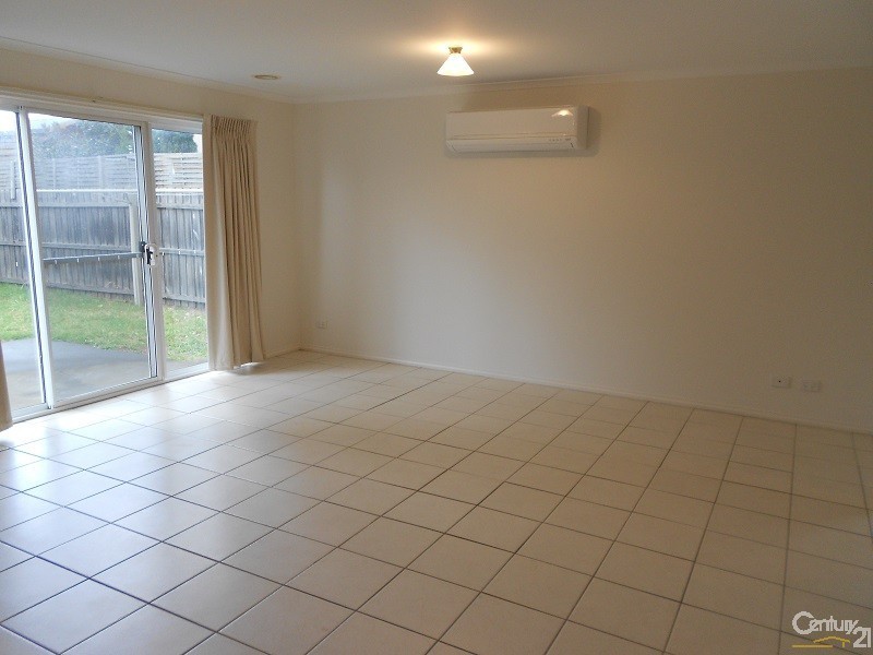 12 Harry Court, Dingley Village VIC 3172