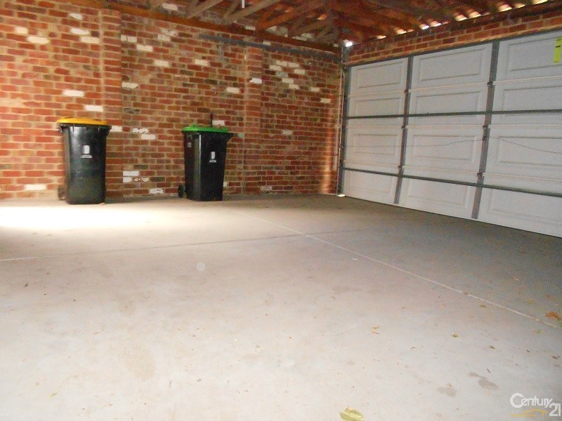 12 Harry Court, Dingley Village VIC 3172