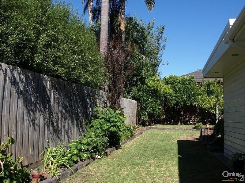 1 Haldane Street, Beaumaris VIC 3193