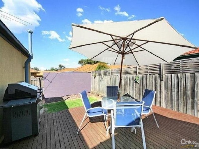 8 Crown Road, Bonbeach VIC 3196