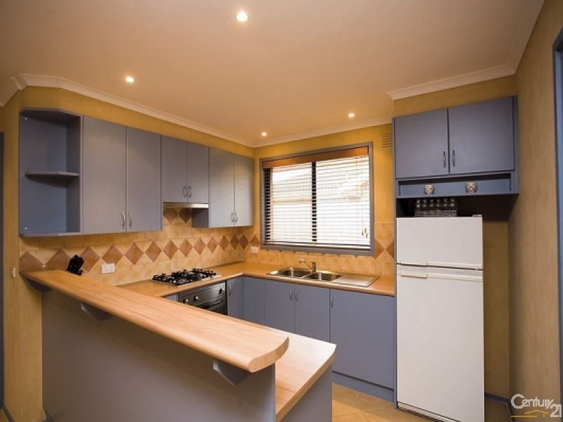 10 Sandleford Place, Dingley Village VIC 3172