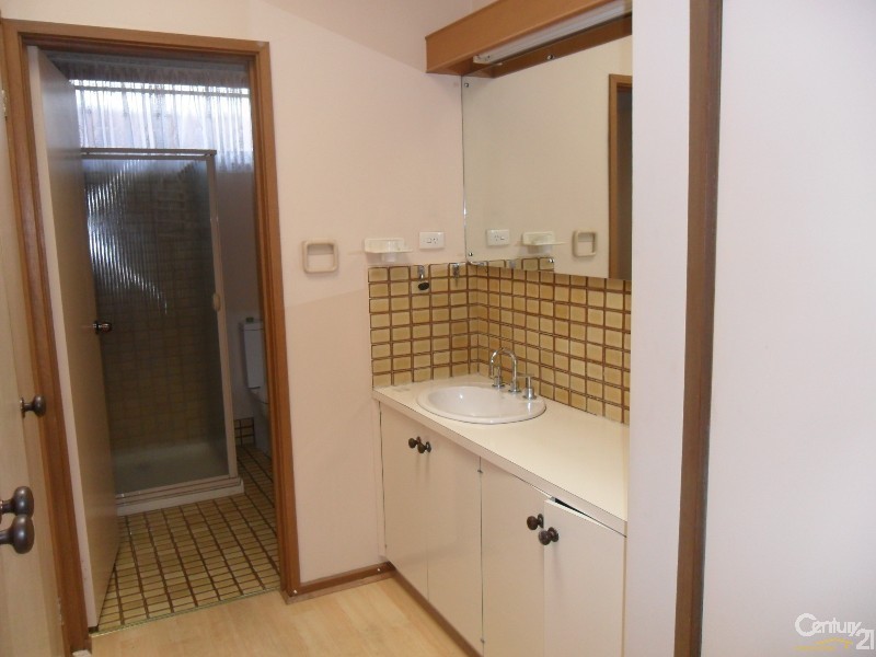 2 Kimber Court, Dingley Village VIC 3172