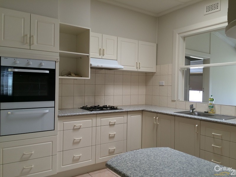 303 Nepean Highway, Edithvale VIC 3196