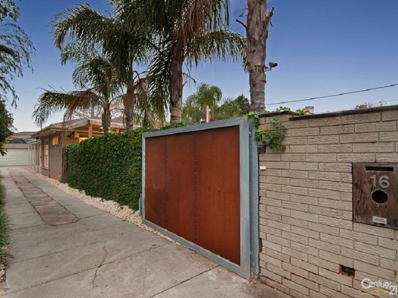 16 The Close, Beaumaris VIC 3193