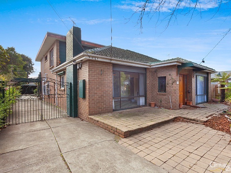 19 Evan Street, Parkdale VIC 3195
