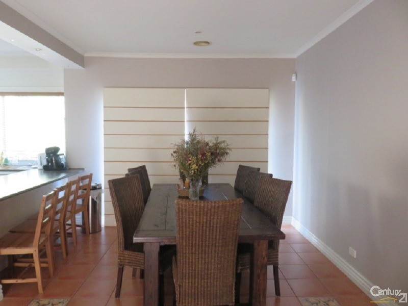 46 Nurten Parade, Aspendale Gardens VIC 3195