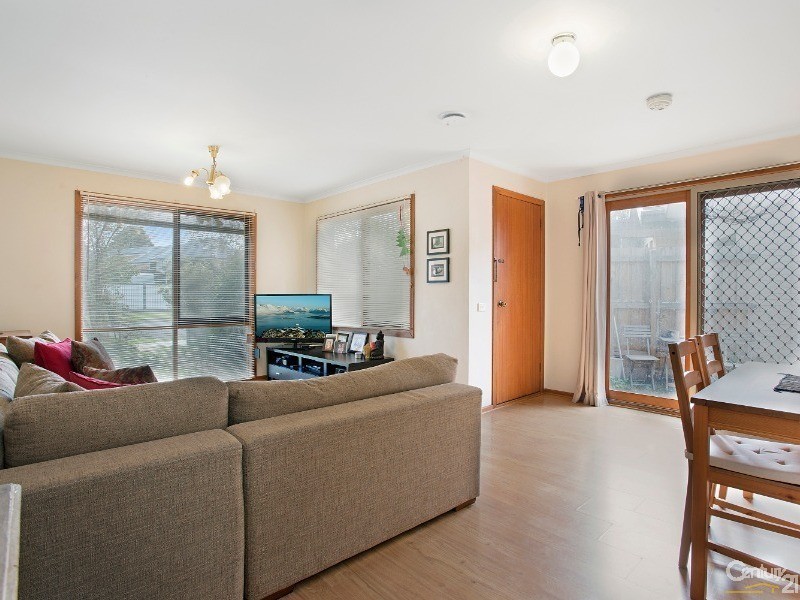 2A Lorraine Street, Cheltenham VIC 3192