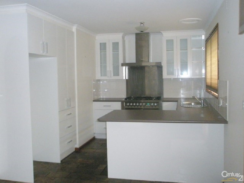 62 Kurrawa Crescent, Patterson Lakes VIC 3197