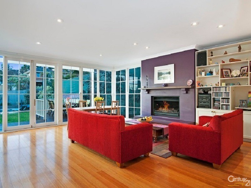 17 Hilton Street, Beaumaris VIC 3193