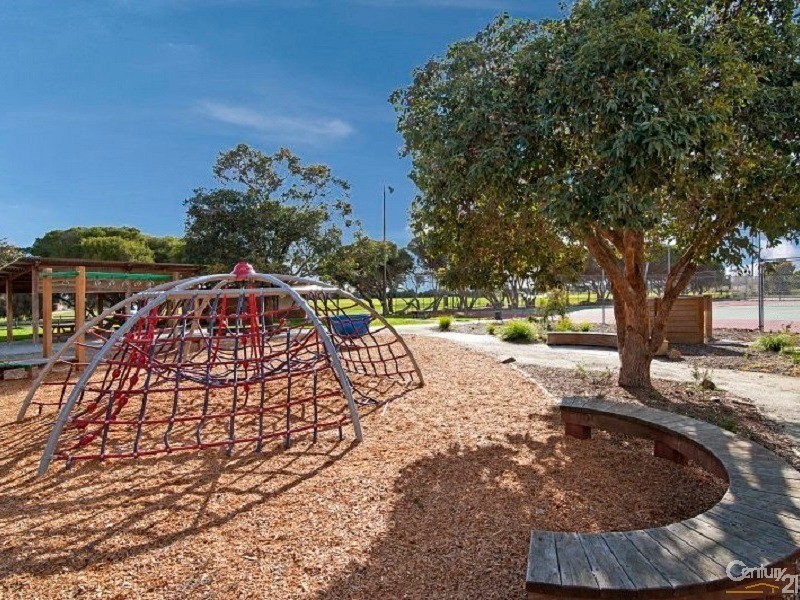 110 Wedge Road, Carrum Downs VIC 3201