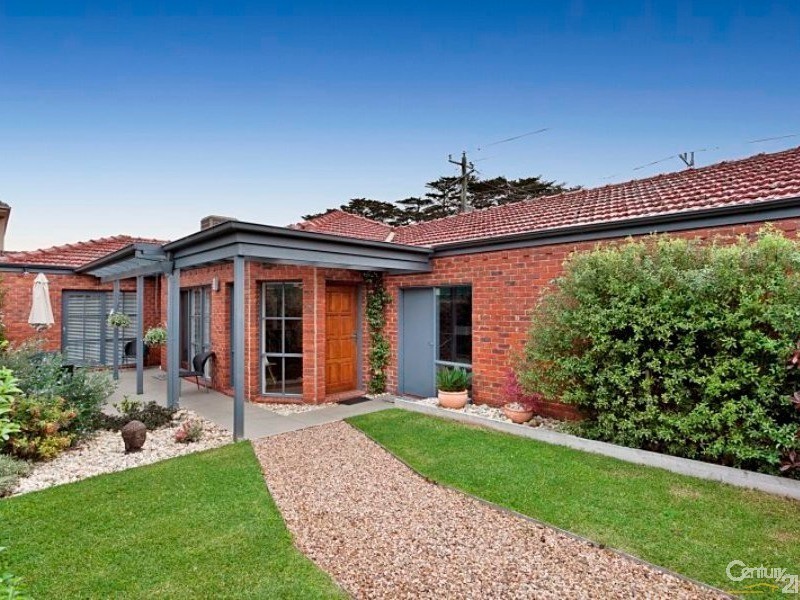 2/2 Weatherall Rd, Cheltenham VIC 3192