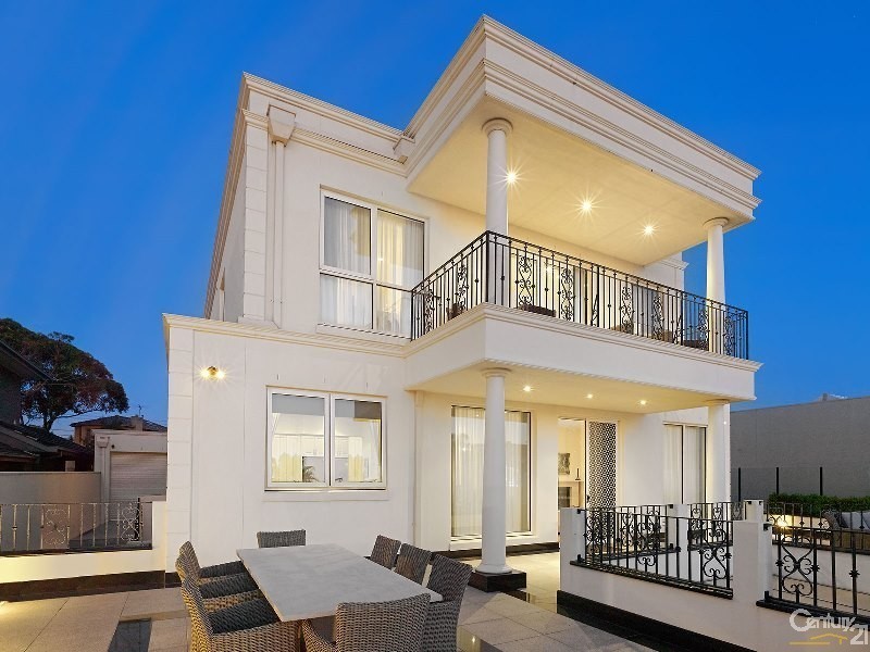 44 Ebden Avenue, Black Rock VIC 3193