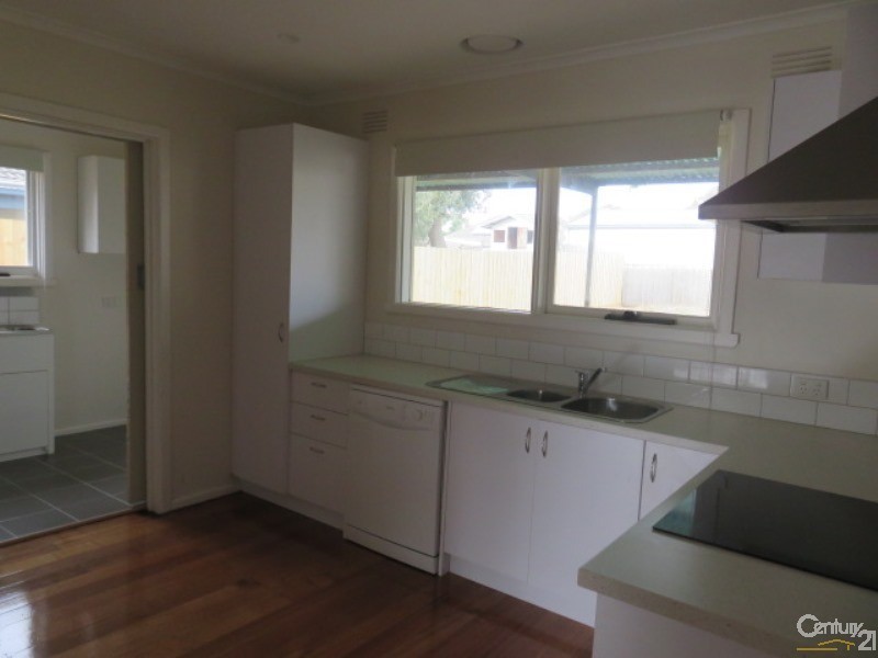 12 Dyson Rd, Carrum VIC 3197