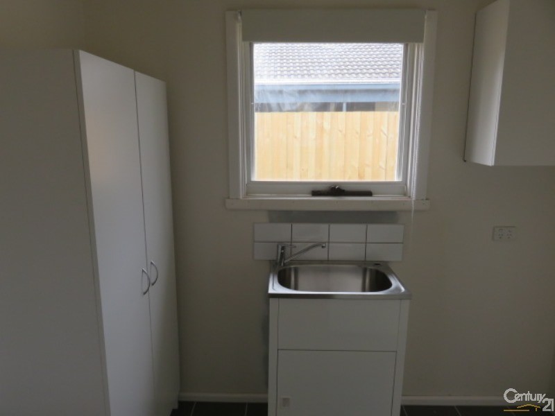 12 Dyson Rd, Carrum VIC 3197
