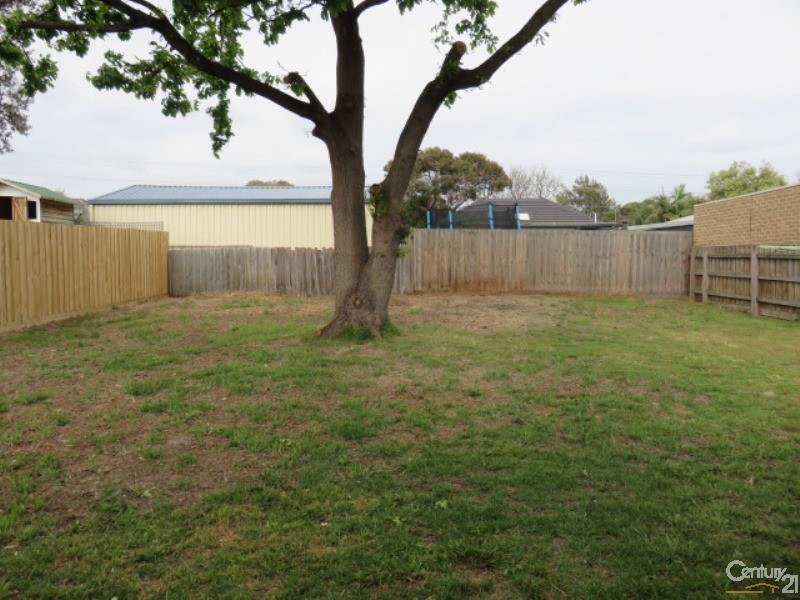 12 Dyson Rd, Carrum VIC 3197