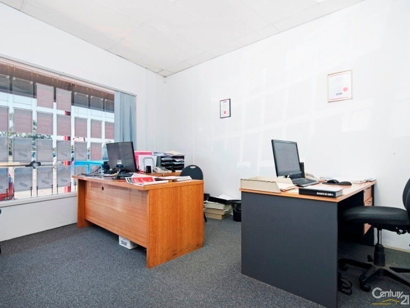 Shop 2/1 Frankston Gardens Drv, Carrum Downs VIC 3201