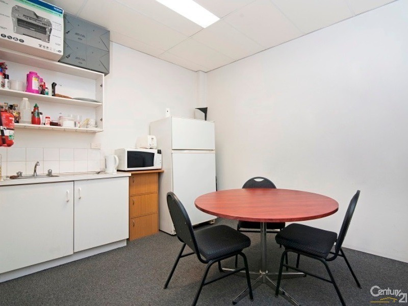 Shop 2/1 Frankston Gardens Drv, Carrum Downs VIC 3201