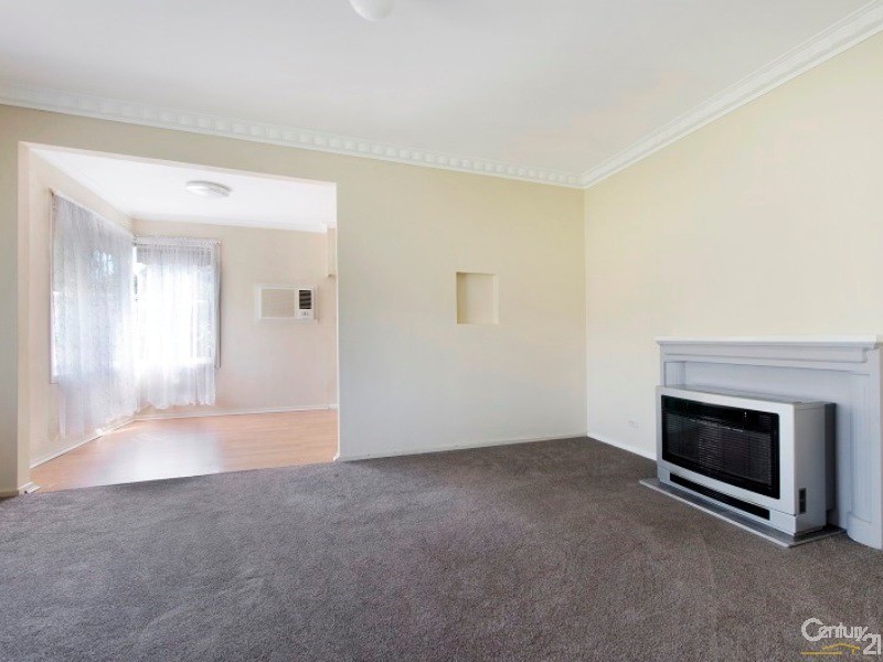 5 Harley St, Dingley Village VIC 3172