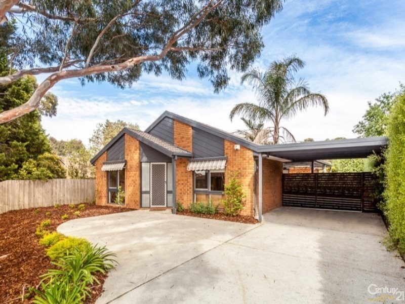 7 Mitre Crescent, Berwick VIC 3806