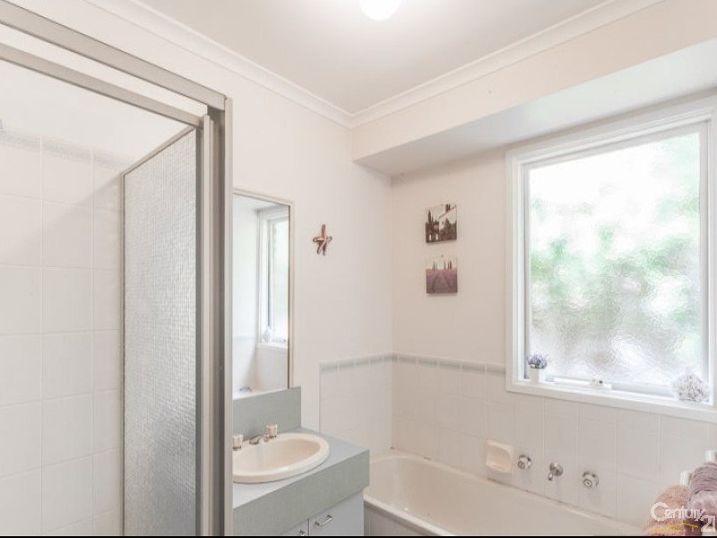 7 Mitre Crescent, Berwick VIC 3806
