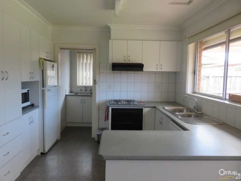 14 Allnutt Parade, Cheltenham VIC 3192