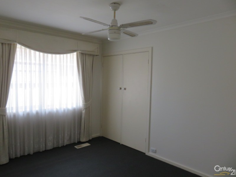 14 Allnutt Parade, Cheltenham VIC 3192