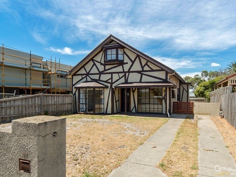 210 Station Street, Edithvale VIC 3196