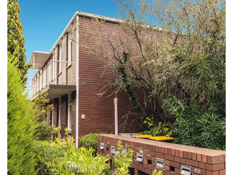 3/1 First Street, Parkdale VIC 3195