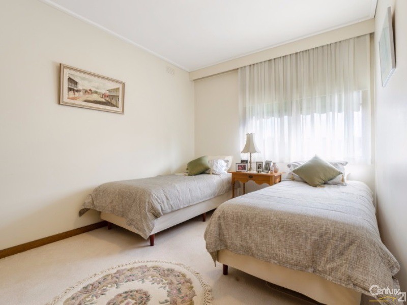 1/4 Seaview Crescent, Black Rock VIC 3193