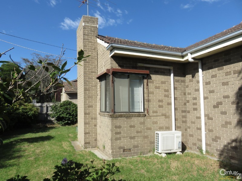 24 McLeod Road, Patterson Lakes VIC 3197