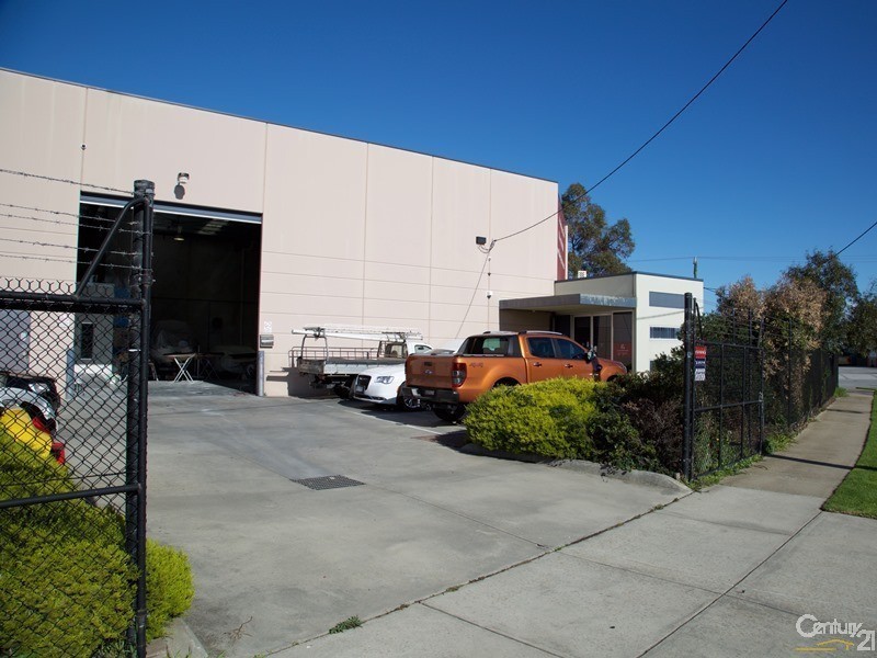 23 Leah Grove, Carrum Downs VIC 3201