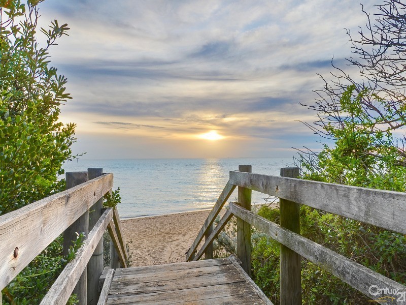 1/24 Reserve Road, Beaumaris VIC 3193