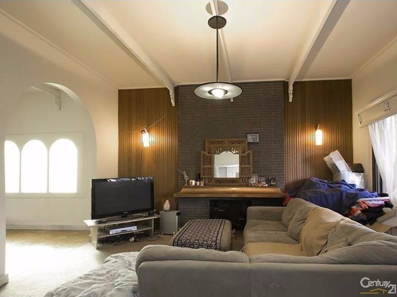 35 Bethell Ave, Parkdale VIC 3195