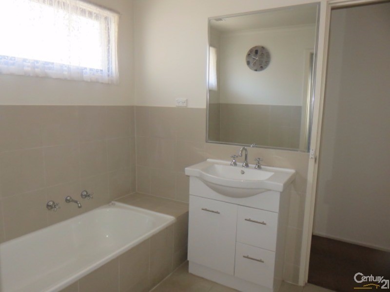 146 Howard Road, Dingley Village VIC 3172