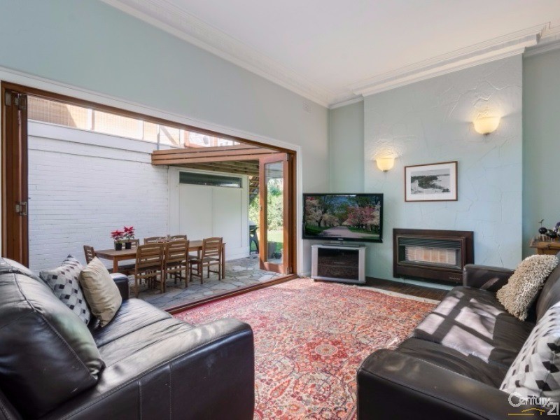 18 Beach Road, Beaumaris VIC 3193