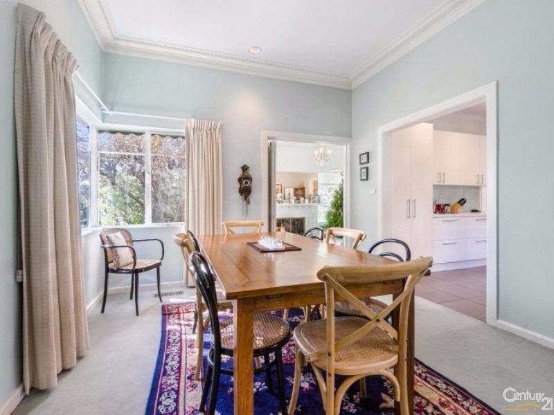 18 Beach Road, Beaumaris VIC 3193