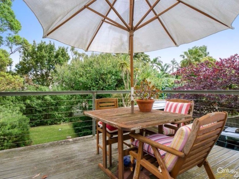 18 Beach Road, Beaumaris VIC 3193