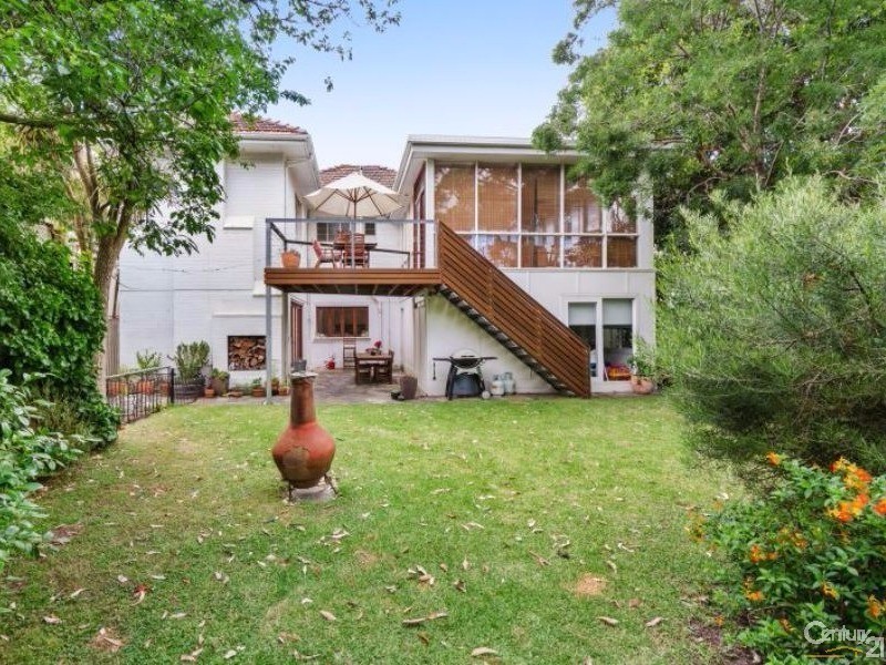 18 Beach Road, Beaumaris VIC 3193