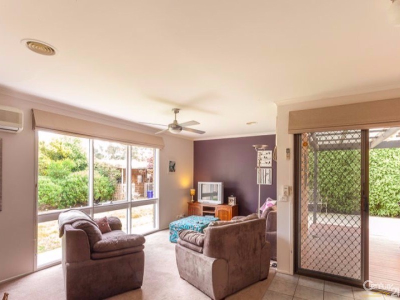 7 Mitre Crescent, Berwick VIC 3806