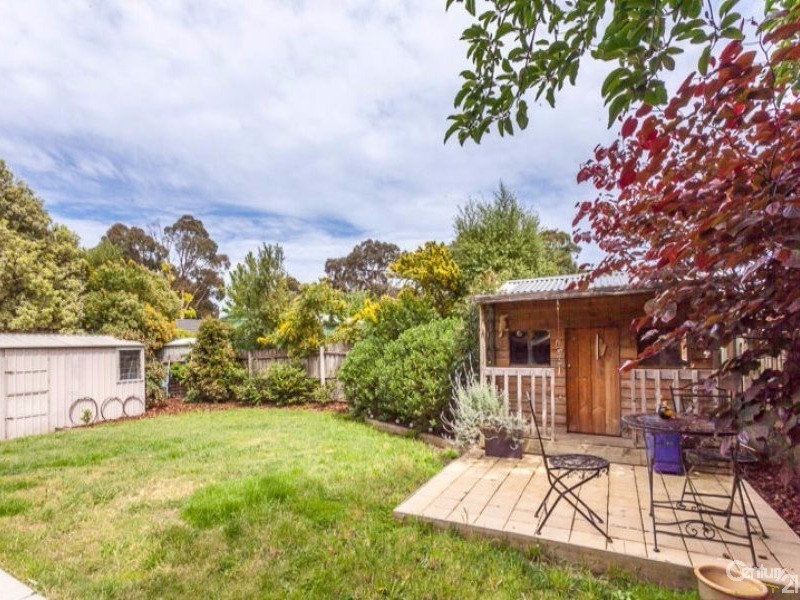 7 Mitre Crescent, Berwick VIC 3806