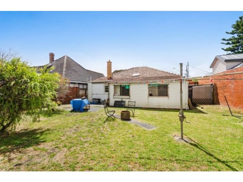 303 Nepean Highway, Edithvale VIC 3196